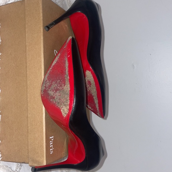 Christian louboutin heels - Picture 4 of 11
